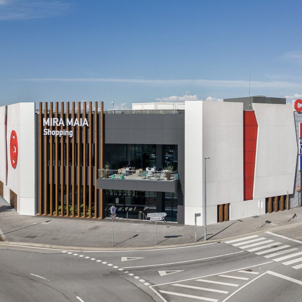 Mira Maia Shopping
