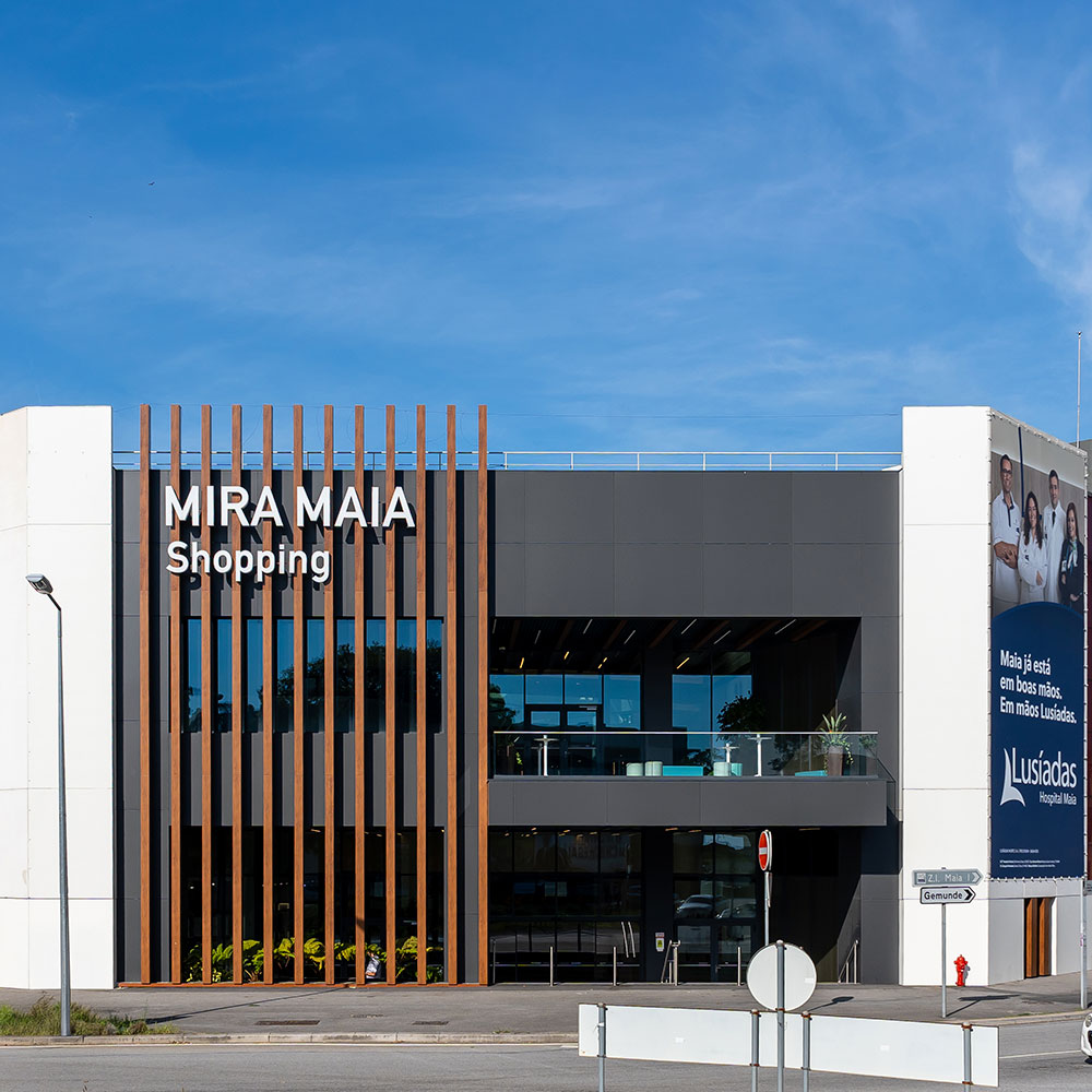 Mira Maia Shopping